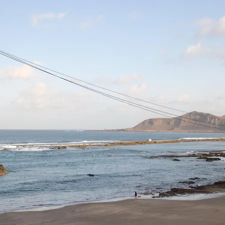 On Playa De Canteras Beachfront Holiday home Las Palmas de Gran Canaria