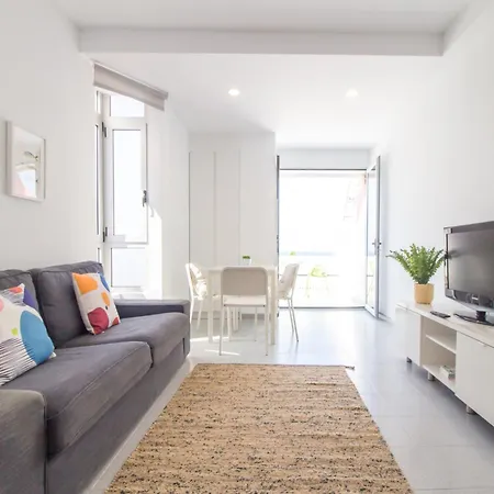 On Playa De Canteras Beachfront Holiday home *