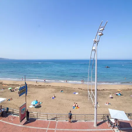 On Playa De Canteras Beachfront Holiday home